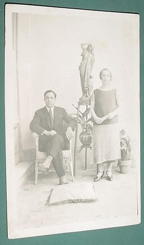 Fotografia Antigua Original Familia Pareja Estatua Postal
