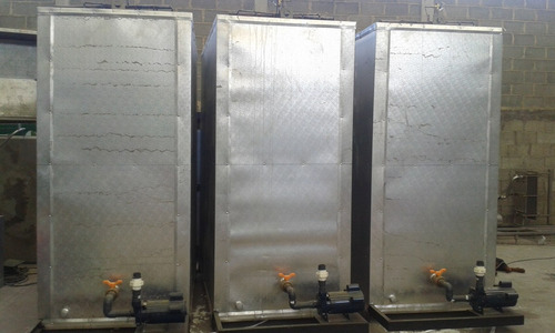 Imagen 2 de 3 de Bancos De Hielos Cubas De Agua Heladas