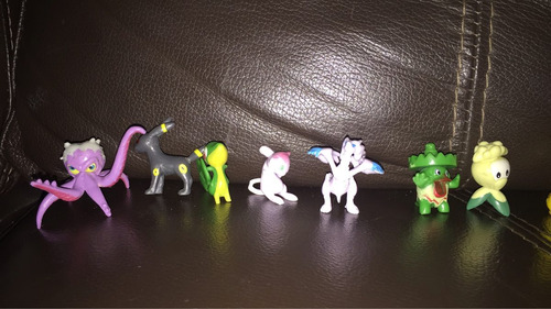 Set De 24 Minifiguritas De Pokemon