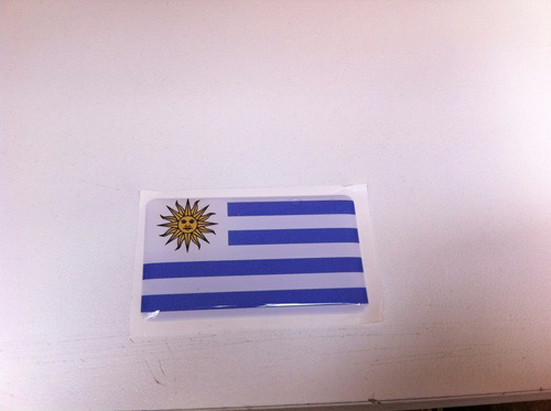 Adesivo Resinado Da Bandeira Do Uruguai 5 Cm Por 3 Cm