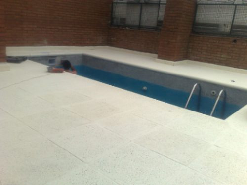 Imagen 3 de 8 de Colocación,renovación De Veredas Atermicas En Piscinas