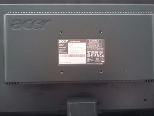 Regalo Monitor Acer 15.6 Pulgadas (Usado)