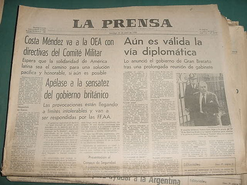 Diario Prensa Guerra Malvinas Falklands 25/4/82 Costa Mendez