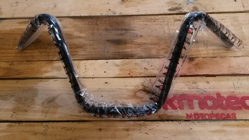 Imagem 3 de 3 de Guidão Custom 22 Mm 7/8 Alto Seca Suvaco 12 Po Chopper Preto