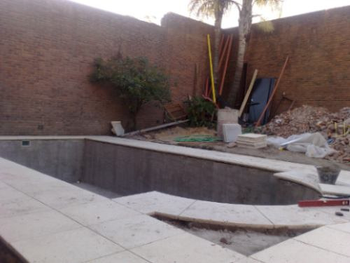 Imagen 2 de 8 de Colocación,renovación De Veredas Atermicas En Piscinas