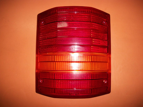 Lente De Faro Trasero Mercedes Benz 180