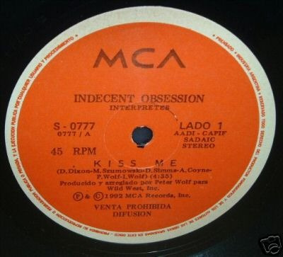 Indecent Obsession Kiss Me Simple Argentino Promo