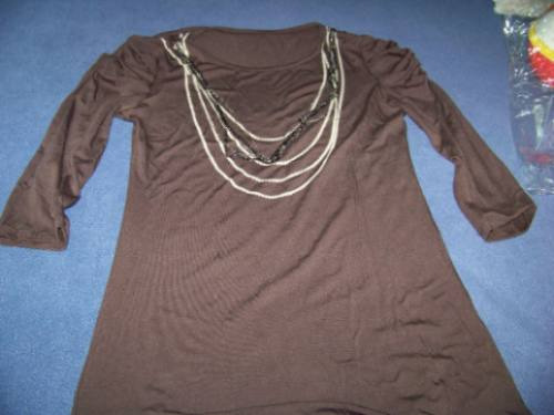 Remera Con Collares (310/0424)