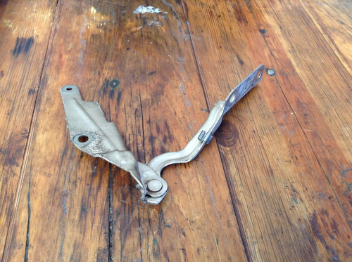 Bisagra De Cofre Derecha Cirrus Stratus Mod 95-00 Oem