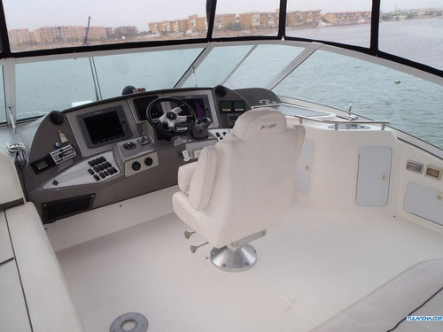 Imagen 11 de 12 de Cruiser Yachts 447 Sedan Bridge 2007
