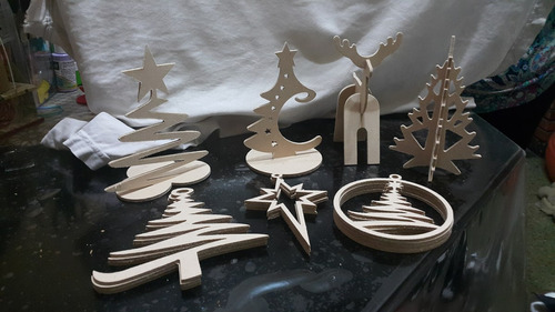 Arbolito De  Navidad Regalos Madera Mdf Corporeas