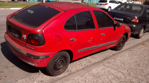 Imagem 2 de 10 de Sucata Do Renault Megane 1.6 B