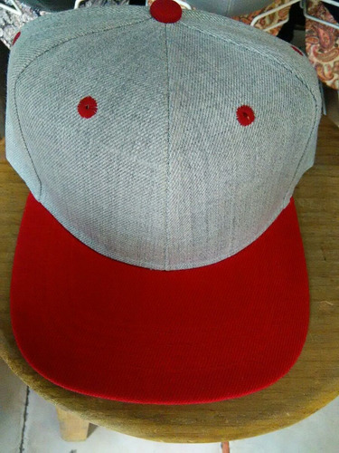 Gorra Plana Lana Premium Jaspe. Lote De 10 Pzas. Mayoreo.