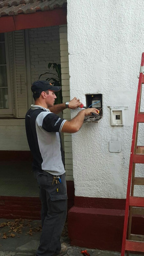Imagen 1 de 5 de Electricista Matriculado Dci Tigre Oliv San Ferna Benav