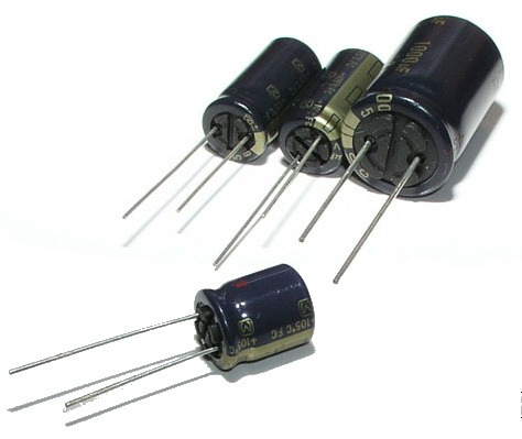 Capacitor Bajas Pérdidas 1000uf 35v 105°c (4 Unid)