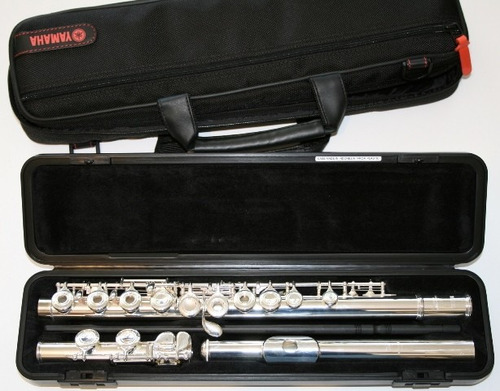Flauta Traversa Yamaha Yfl371 H / En Belgrano!