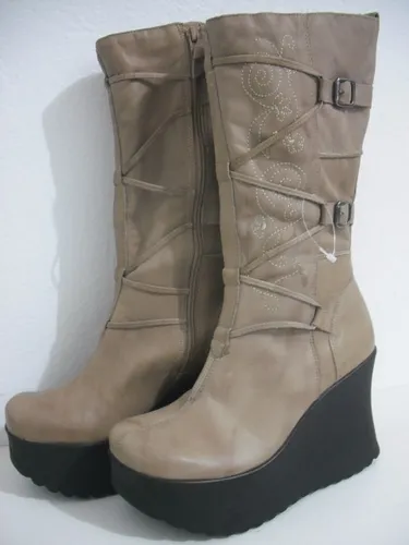 Bota anabela antiga sales