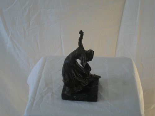 Escultura De Bronce Patinado