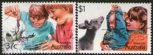 Australia Serie X 2 Sellos Usados Fauna = Niños Año 1987