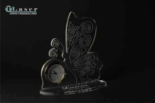 Souvenir Acrilico 15 Años Mariposa C/reloj C/ Datos Grabado
