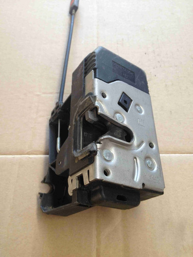 Imagen 1 de 9 de Mecanismo Chapa Seguro Electrico Gm Astra Del. Der. Original