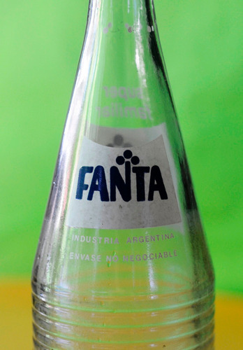 Retro Botella Fanta 1 Litro Super Familiar 1990