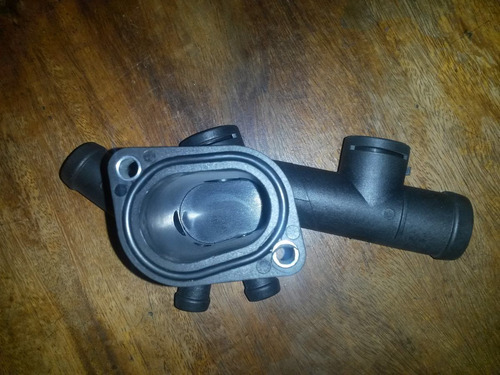 Toma De Agua Para Volkswagen Bora Golf Seat Ibiza New Beetle