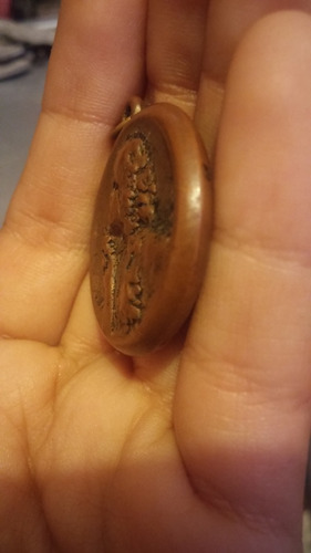 Yh Antigua Medalla Camafeo De Cobre Dije Cambio Remato