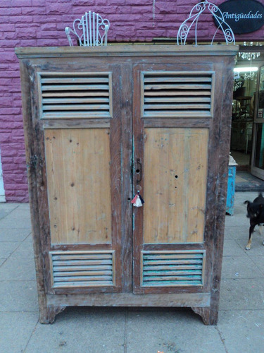 Armario Antiguo Ropero Macizo Lavado Campo