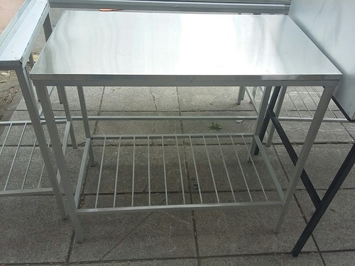 Imagen 4 de 4 de Mesa De Trabajo 100x55 Mesada Acero Inoxidable C/ Rejilla