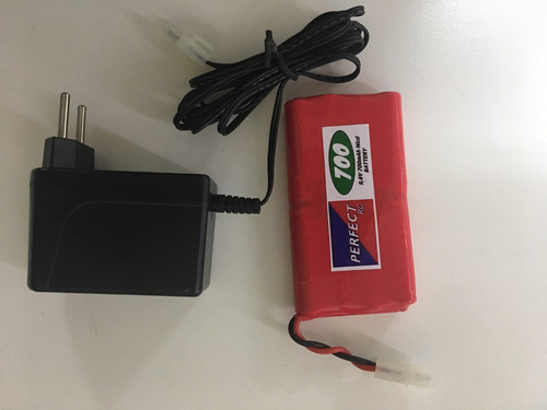 Bateria 9,6v  700 Mah Nicd + Carregador P/carro Maisto