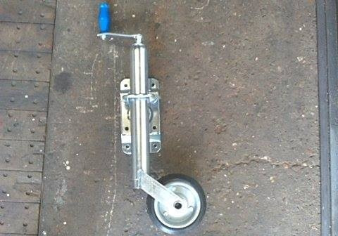 Rueda Timonera Para Trailer Rebatible Y Regulable-chapa Goma
