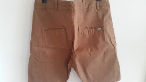 Bermuda De Gabardina Tascani