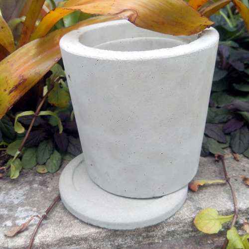 Imagen 2 de 6 de Maceta De Cemento Concreto Redonda Con Plato Minimalista