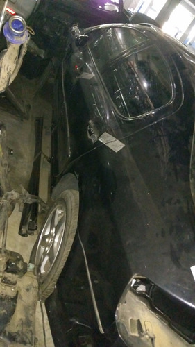 Imagem 1 de 5 de Sucata Peugeot 407 Para Retirada De Peças