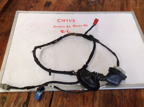 Arnes De Puerta Cirrus Stratus Mod: 95-00 Oem (c/u)
