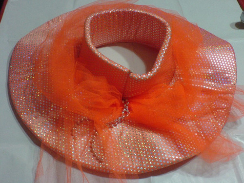 Sombrero Armado En Color Naranja-fluo Con Tul-hermoso-unico-