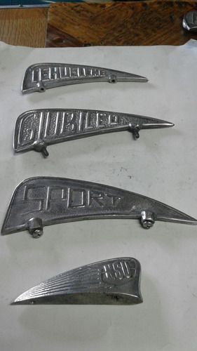 Insignia Cresta Guardabarro Motos Antiguas