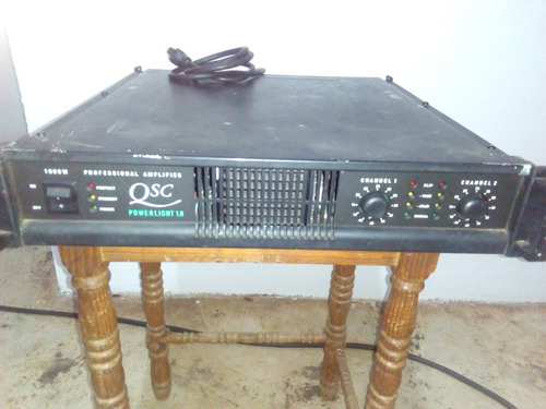 Amplificador De Audio Profesional Qsc Powerlight 1800