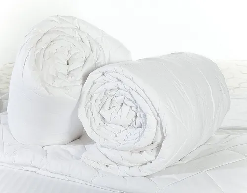 Combo Protector De Colchón 160x190 + 2 Almohadas