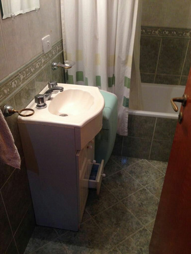 Imagen 10 de 15 de Oportunidad Galpon Pb8,66x40 Pa 2 Deptos 3 Amb En Lanus Este