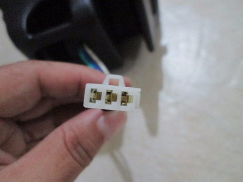 Imagen 3 de 6 de Faro Delantero Cuadrado Moto Un Bombillo Jaguar Otras