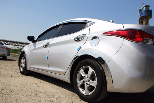 Cubre Tapa Combustible Cromada New Elantra Md