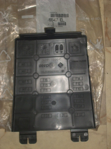 Tapa De Caja De Relay De Motor Peugeot 306 Original