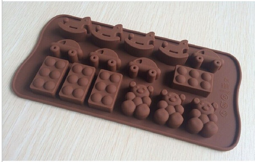 Molde De Silicon Chocolates En Forma De Lego Coche Caballito