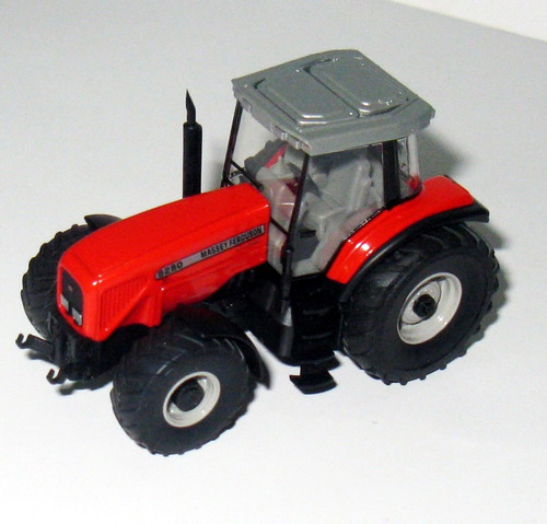 Tractor Massey Ferguson - Escala 1/87 Wiking