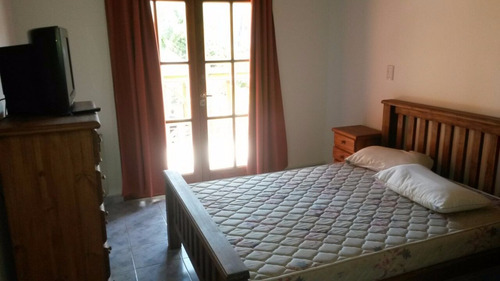 Imagen 6 de 15 de Villa Gesell / Duplex 4 - 6 - 8 Personas
