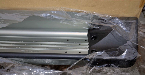 Estribo Derecho Completo Toyota Hilux Kavak 2006-2019