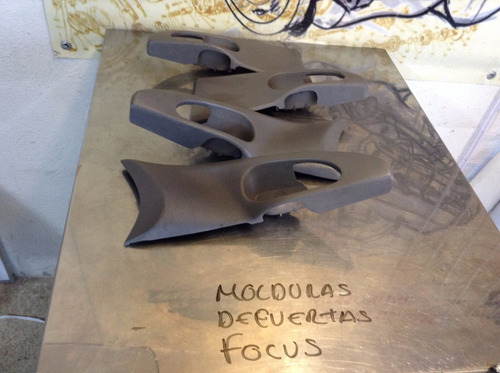 Moldura De Jaladeras De Puerta Focus Sedan Mod 00-04 (c/u)