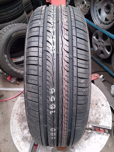 Neumáticos 185/60 R13 Kumho Kh17 Fiat 147 Vw Gol Corsa Clio